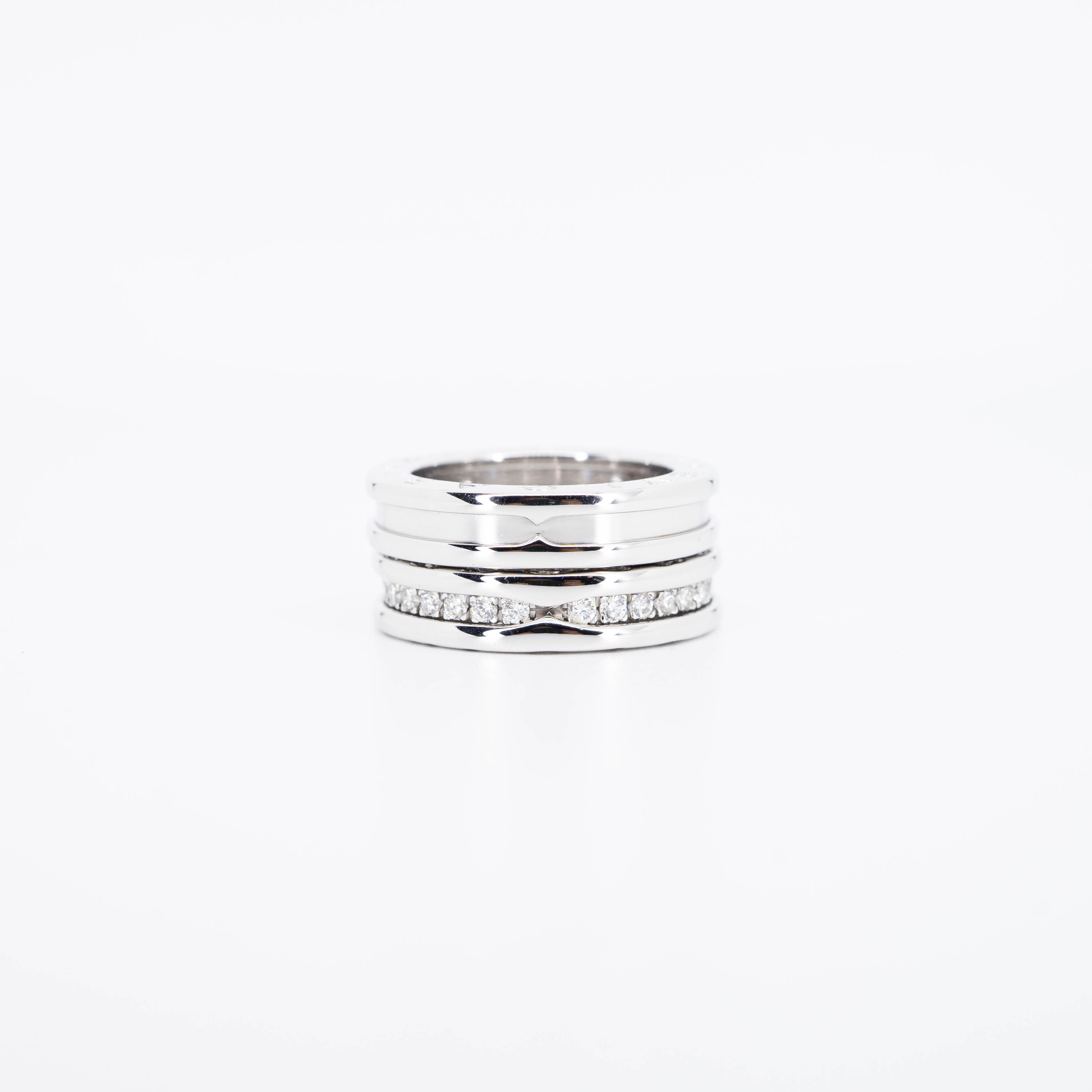 **สำหรับไซส์นิ้ว 49**แหวน Bvlgari B.zero1 1band ทองขาว18K x แหวน Bvlgari B.zero1 1band with Pave Diamond ทองขาว18K