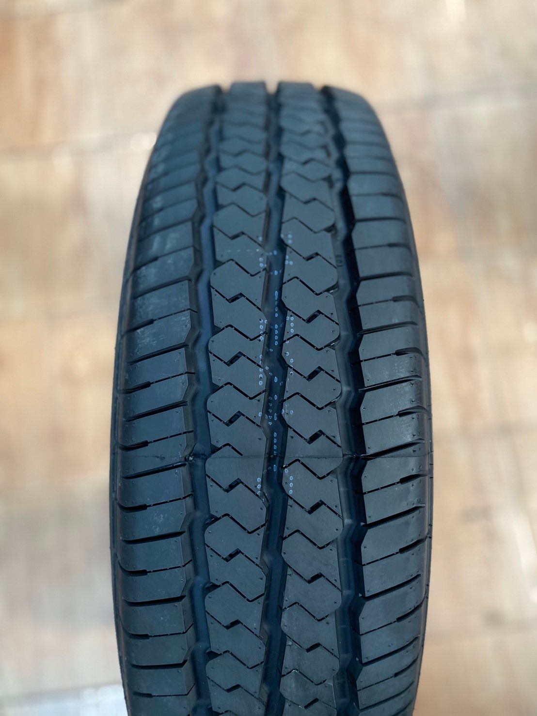 195R14 รุ่น SC328 ยี่ห้อ WESTLAKE ยางรถกะบะ พร้อมติดตั้งฟรี