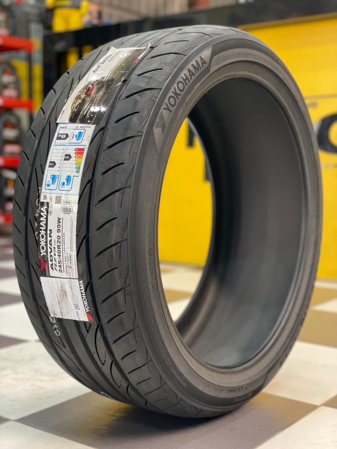 ยางใหม่โยโกฮาม่า YOKOHAMA ADVAN FLEVA V701 245/40R20 ยางใหม่ปี2024 🔥