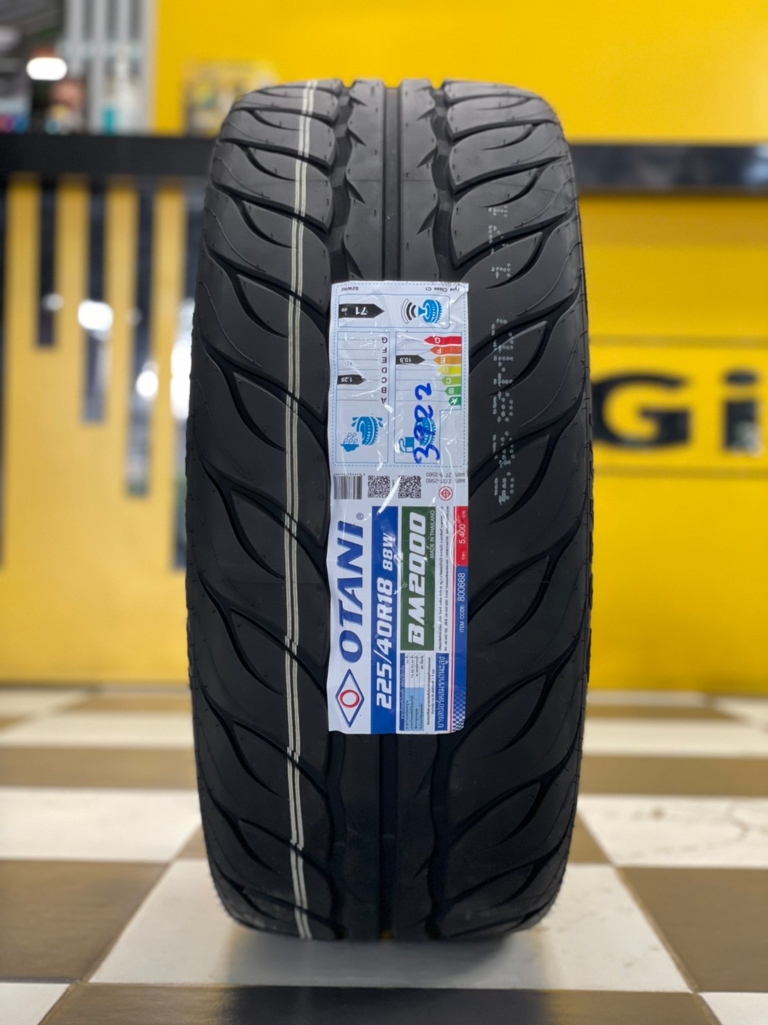 #OTANI BM2000 225/40R18