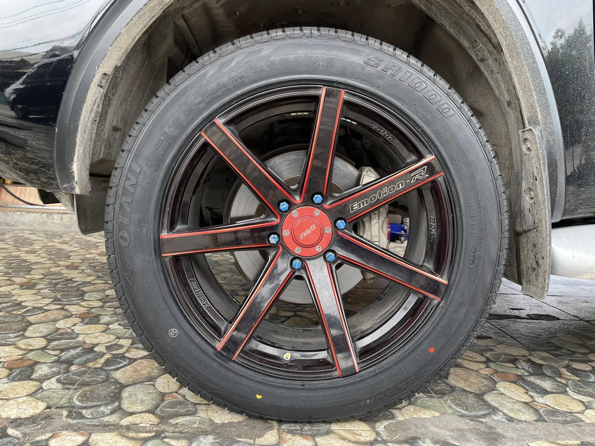 🚘 #TOYOTA_FORTUNER🛞 #เปลี่ยนยาง #OTANI #SA1000 265/50R20 #บริการตั้งศูนย์ล้อ🛞