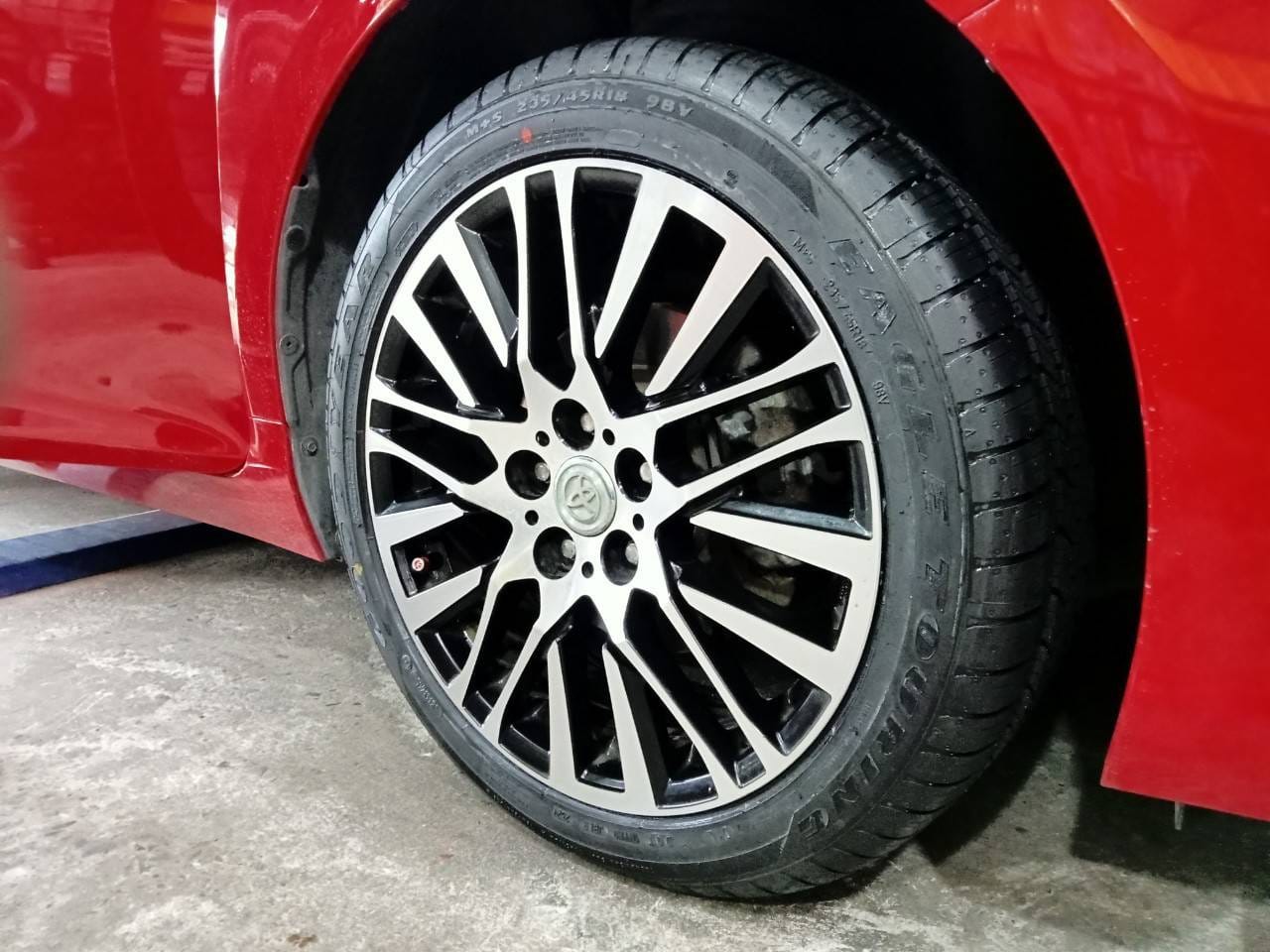 🚘#TOYOTA_CAMRY เปลี่ยนยาง🛞 #GOODYEAR_EagleTouring_235/45R18
