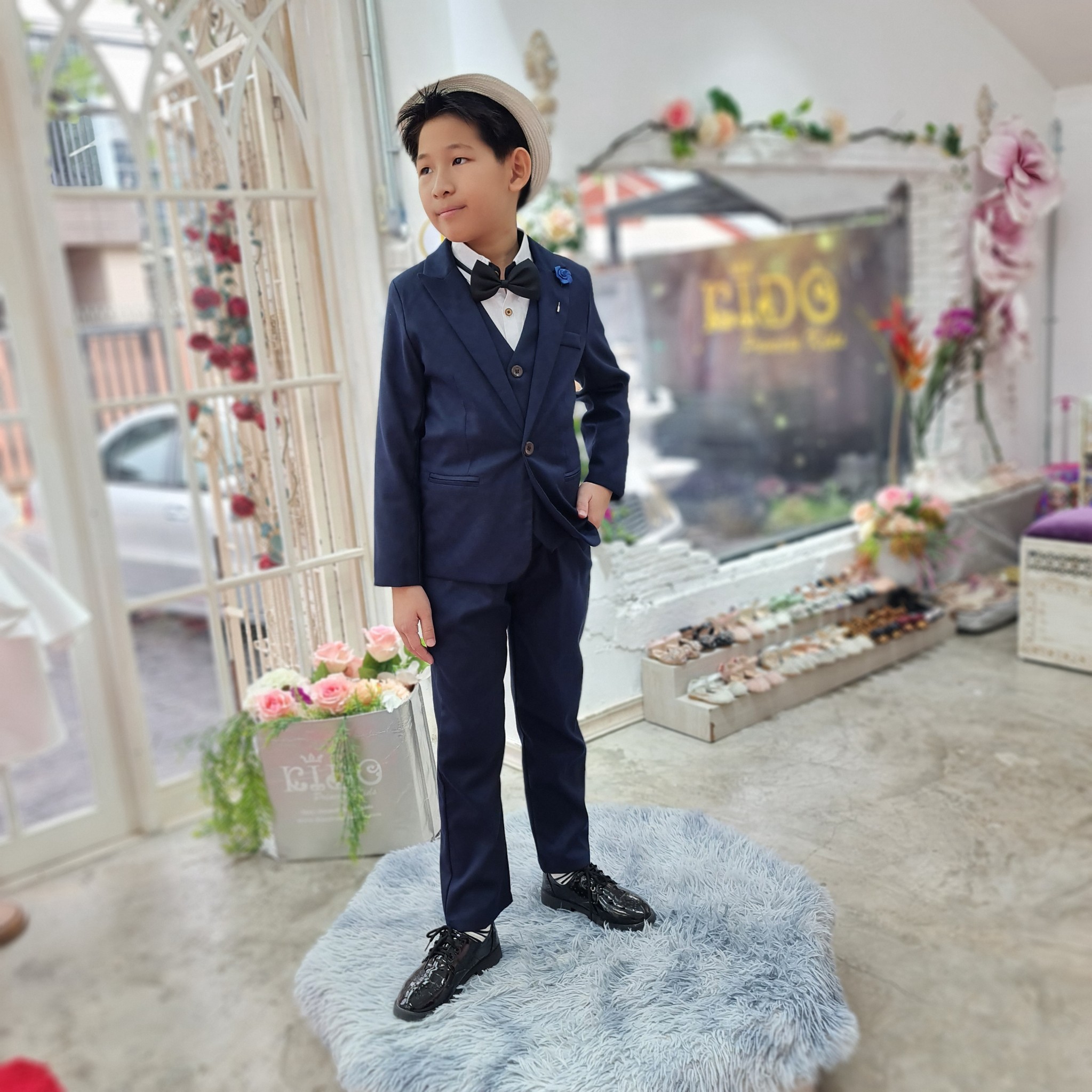 สูทเด็กผู้ชาย(หน้าร้านอยู่รัชดา ลองได้ถ่ายรูปจากชุดจริง)S134สีน้ำเงินฟ้าเซ็ตสูท5ชิ้น สูท เสื้อเชิ้ต กั๊ก กางเกง หูกระต่าย