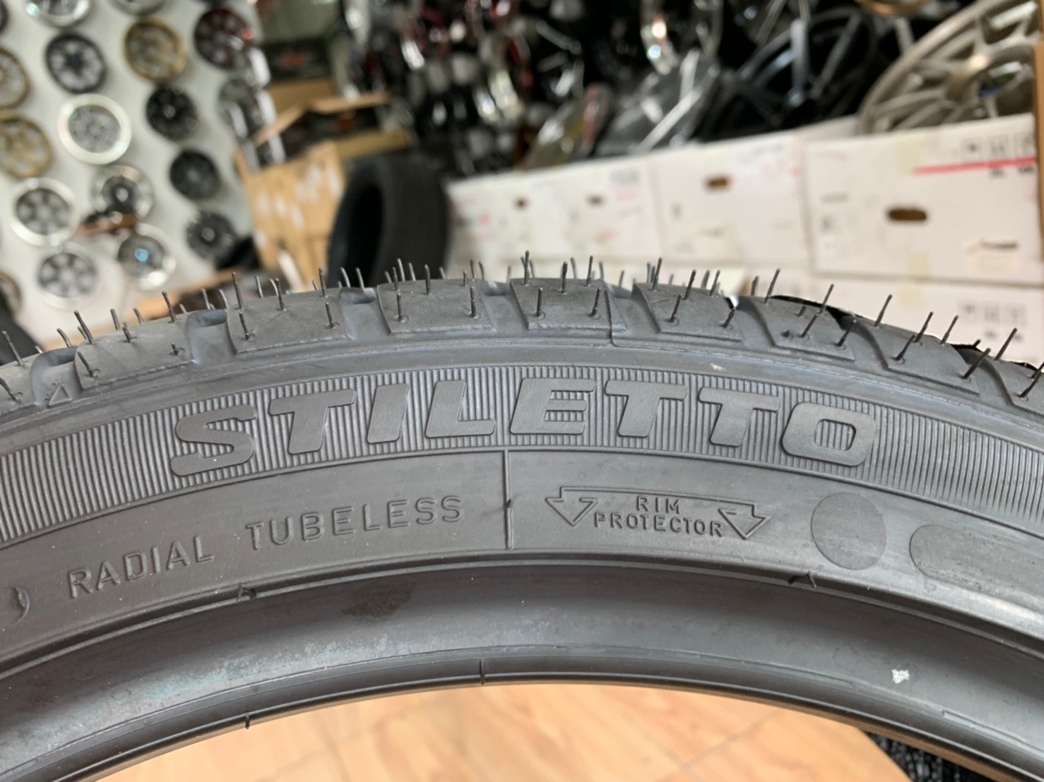 205/45R17 Goodyear Blue Streak Stiletto ยางใหม่ปี2021