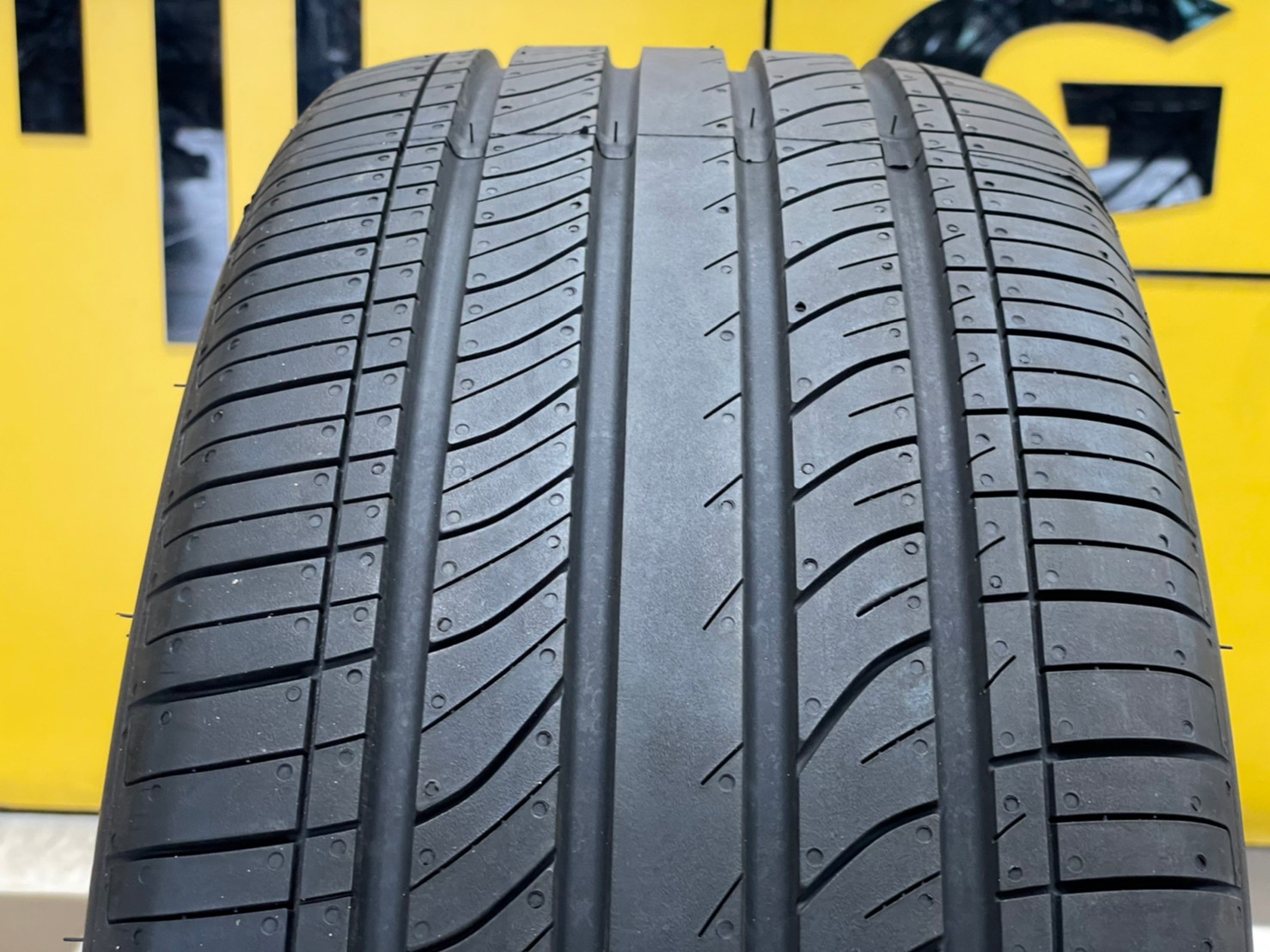 Giti ComfortF22 235/45R18 ยางใหม่ปี2023 ราคาโปรโมชั่นพิเศษ พร้อมติดตั้งฟรี