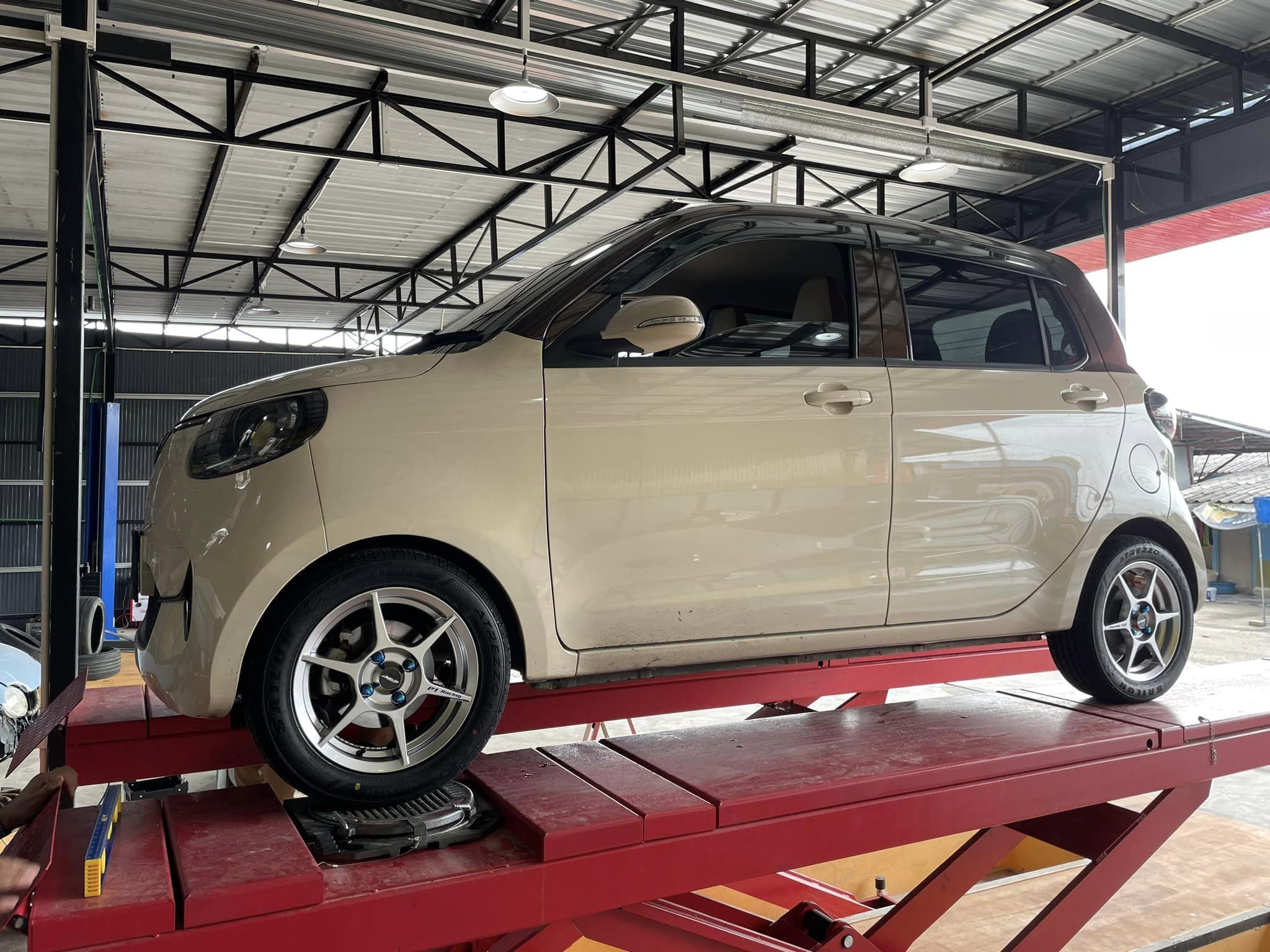 🚘 #Volt_City EV🛞 🛞 #SAILUN_ATREZZO ECO 185/55R14 ยางสปอร์ตคุณภาพดี 🛞 #ล้อแม็กซ์SSW Model204สีเทากันท14X5.5 ET38 4X100