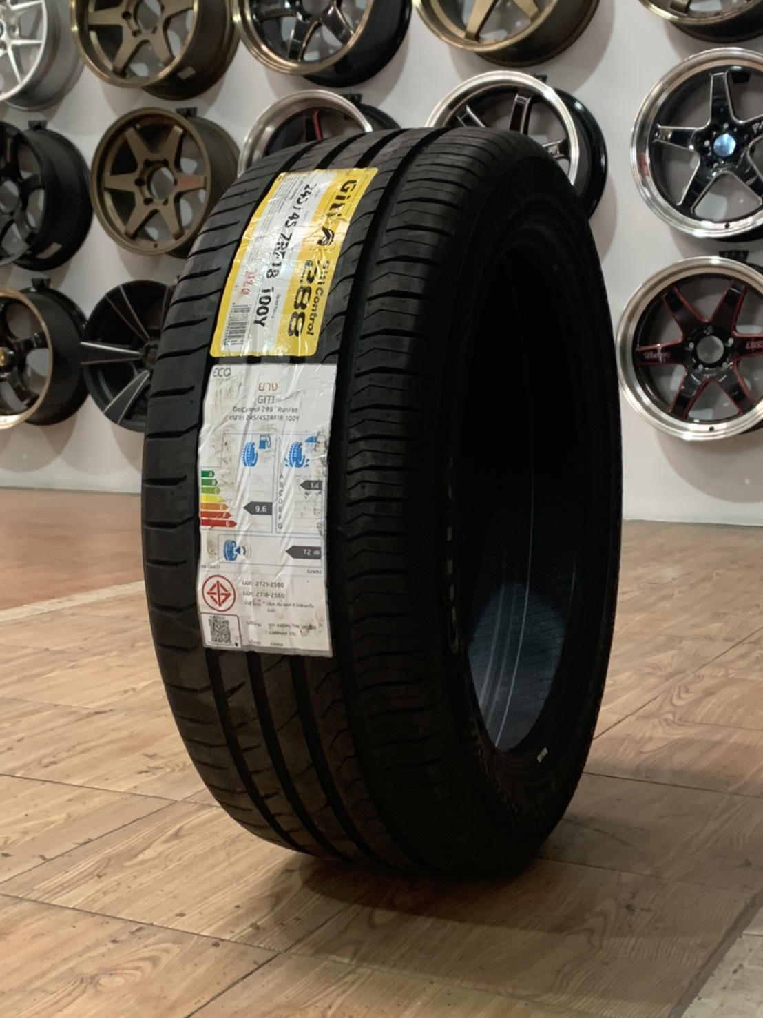 Giti Control 288 245/45ZRF18 ความโดดเด่นที่มาพร้อมสมรรถนะที่ยอดเยี่ยม