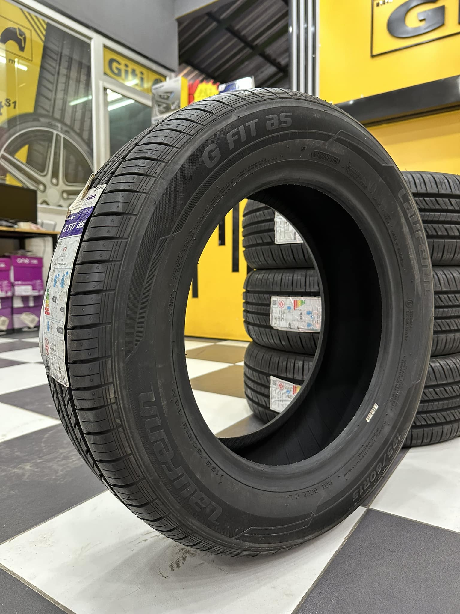 🔥#ยางใหม่ปีเก่า🔥 #Laufenn G Fit As 195/60R15 ยางใหม่ปี21
