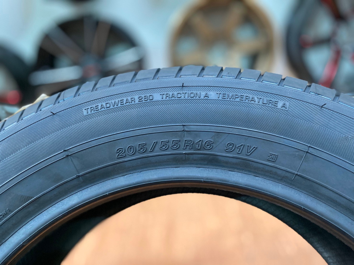 YOKOHAMA 205/55R16 ADVAN DB E70 ยางใหม่ปี2020