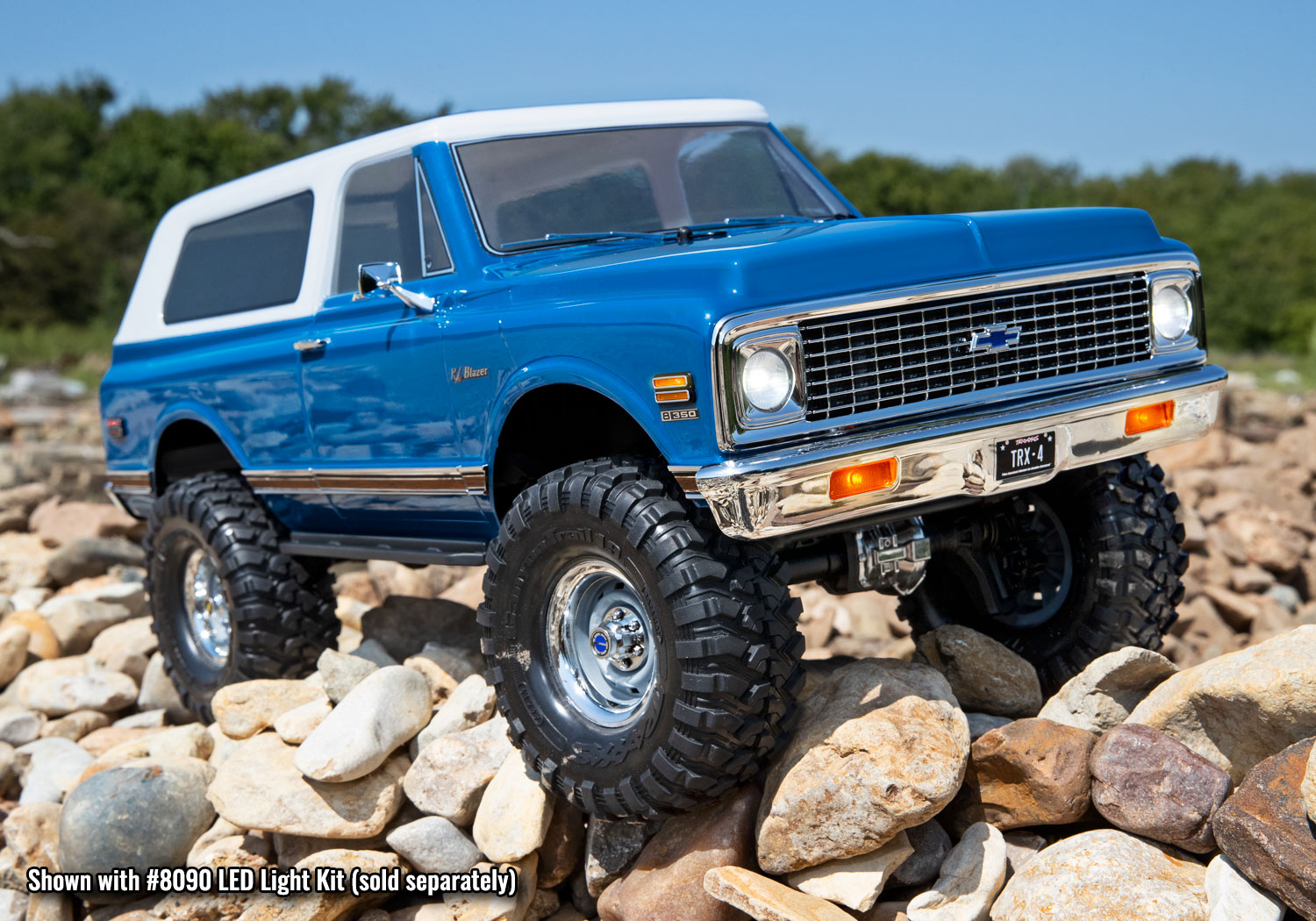 9111X Body, Chevrolet Blazer (1972), complete (blue) (includes grille, side mirrors, door handles, windshield wipers, front & rear bumpers, decals)