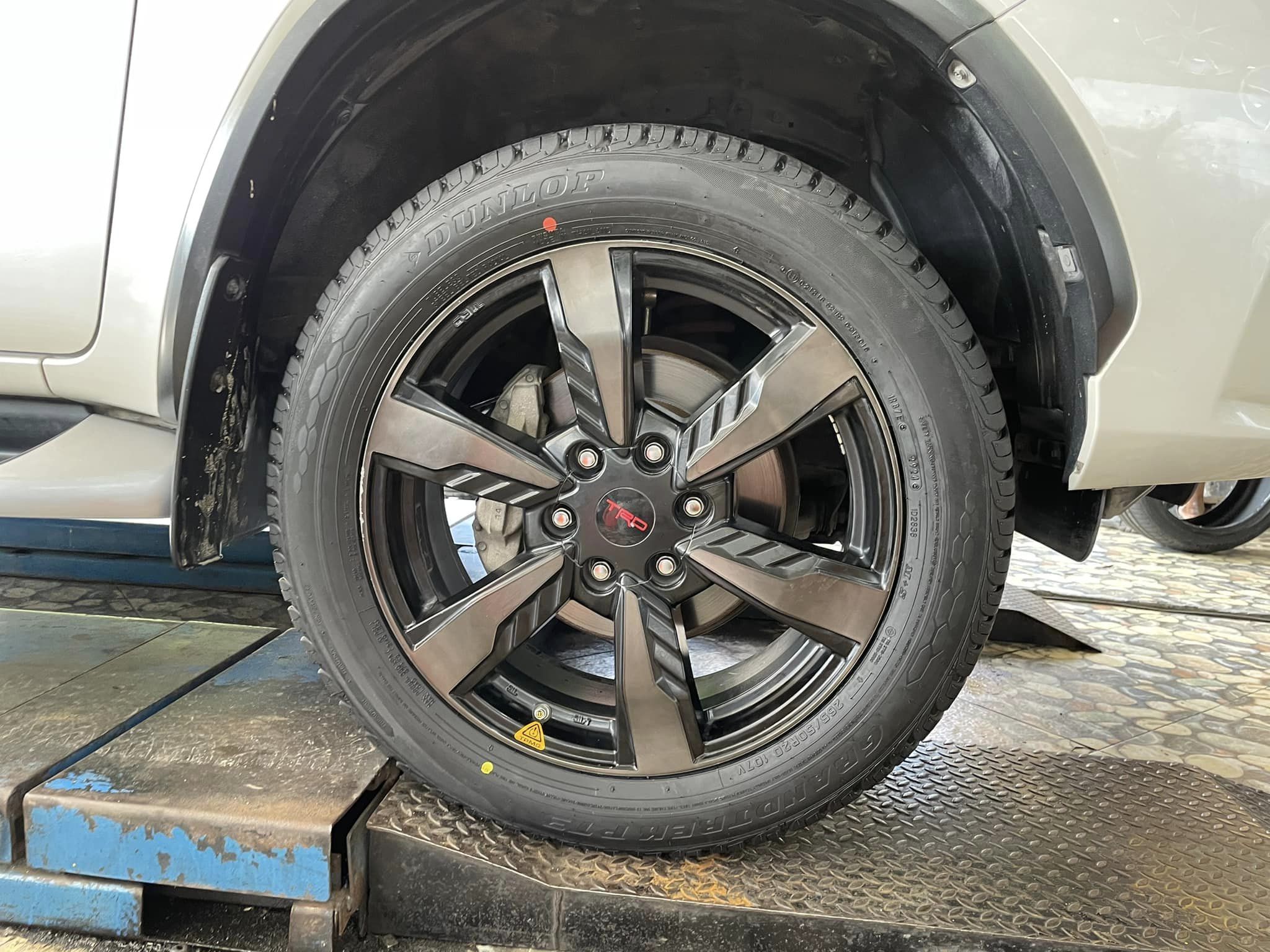 🛞❤️ #TOYOTA_FORTUNER 🚘❤️💫 🛞🐘#DUNLOP_GRANDTREK PT3_265/50R20 ❤️ 🛞 #TPMSตัววัดลมยางอัตโนมัติ🛞
