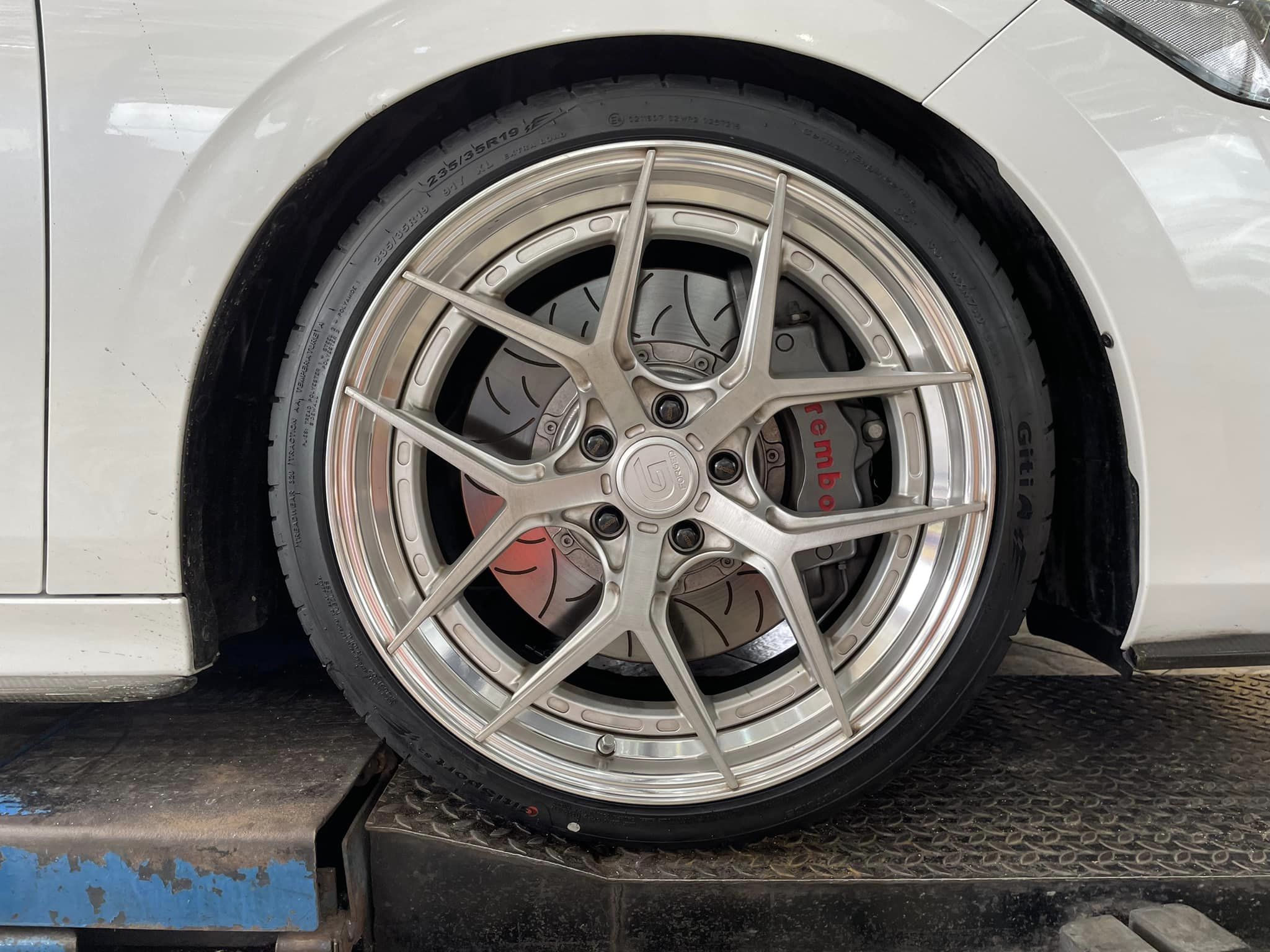 🚗#HONDA_CIVIC เปลี่ยนยาง 🛞#ยางจีที #ยางสปอร์ตสมรรถนะการขับขี่สูง 🛞 🛞#Giti_SportS2 235/35R19🛞