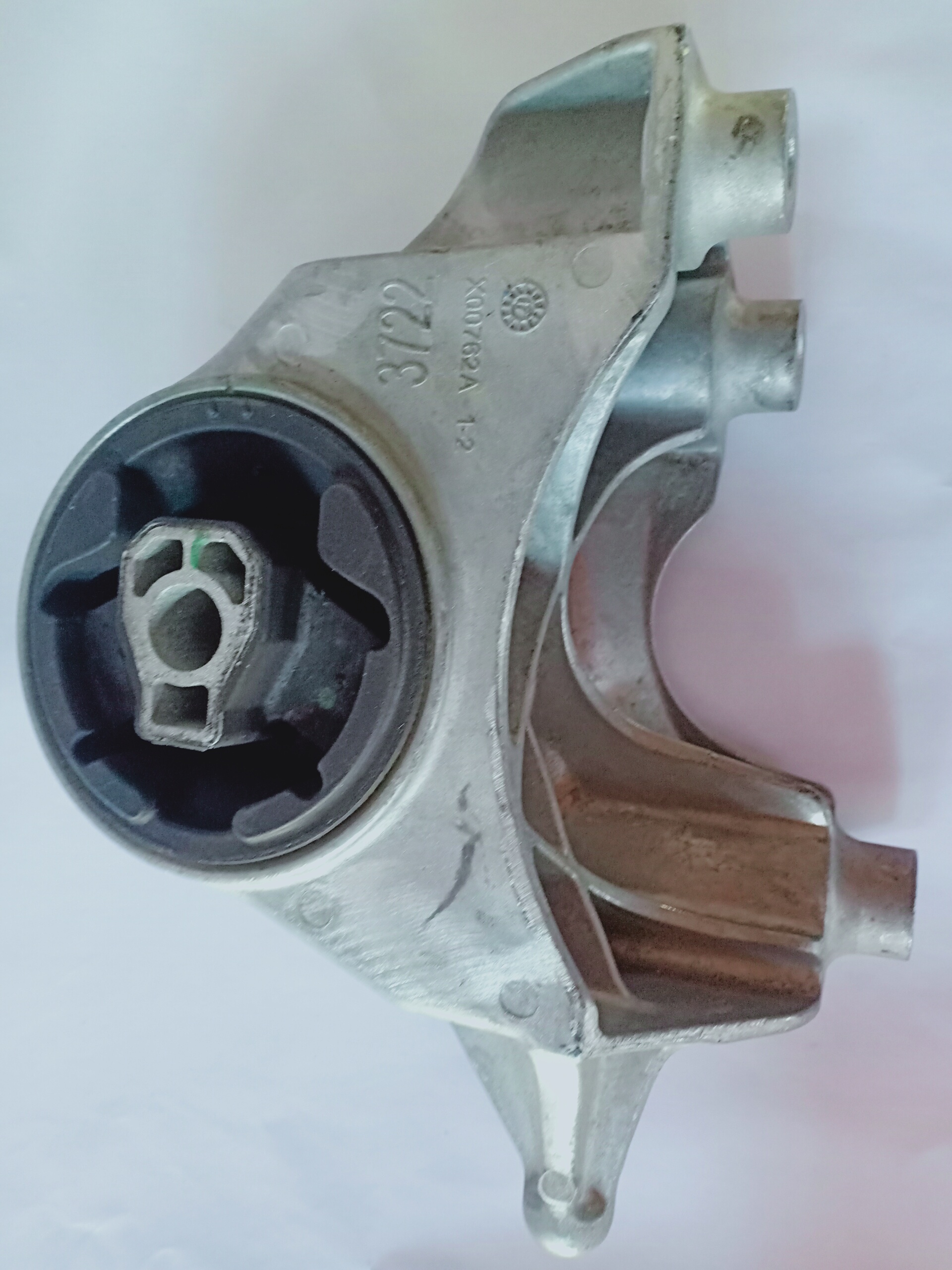 ยางแท่นเครื่องตัวหน้า CAPTIVA ดีเซล ปี 2012 - on