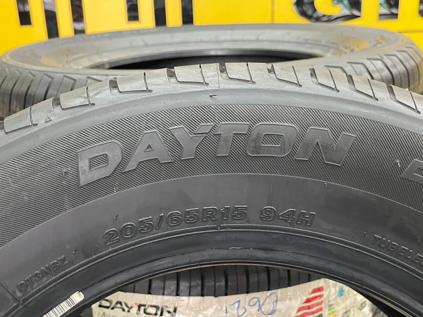 ยางใหม่ DAYTON BY BRIDGESTONE 205/65R15 ยางใหม่ปี2021