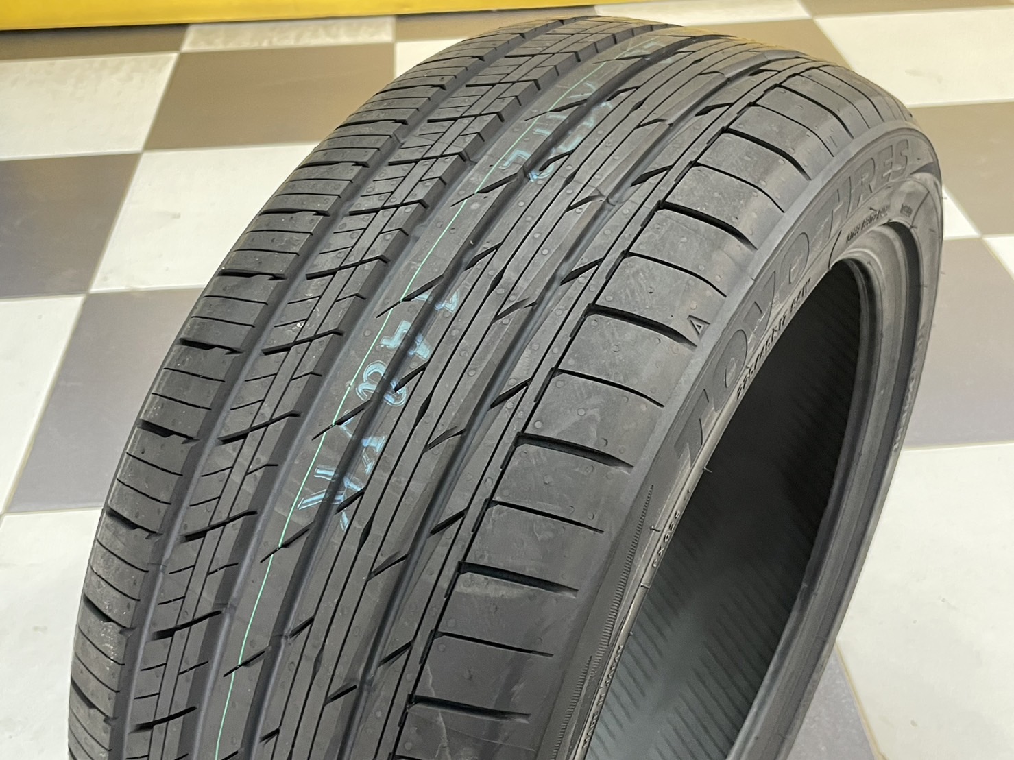ยางใหม่ TOYO PROXES COMFORT IIs C2S ขนาด225/45R17 ยางใหม่ปี2023