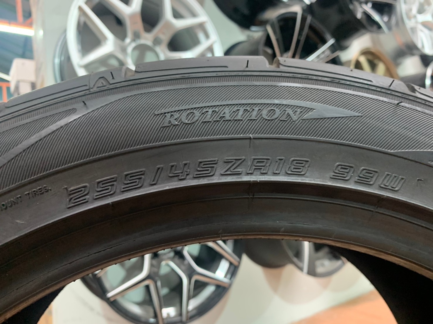 ยางใหม่ DUNLOP DZ102 255/45R18 ยางปี18