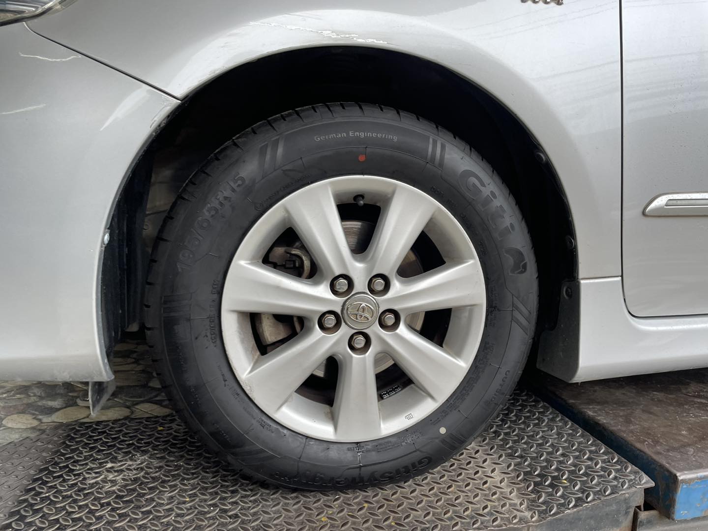 TOYOTA_ALTIS #GITI_SYNERGY_H2 195/65R15