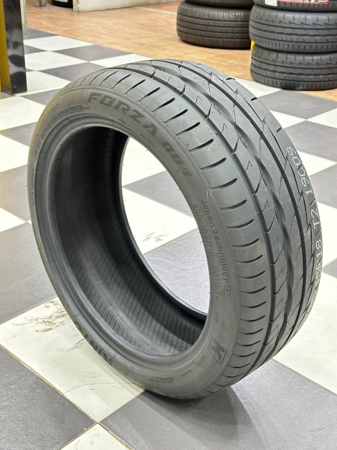 KINTO FORZA 001 Treadwear 280 225/45R18 ยางใหม่ปี2024