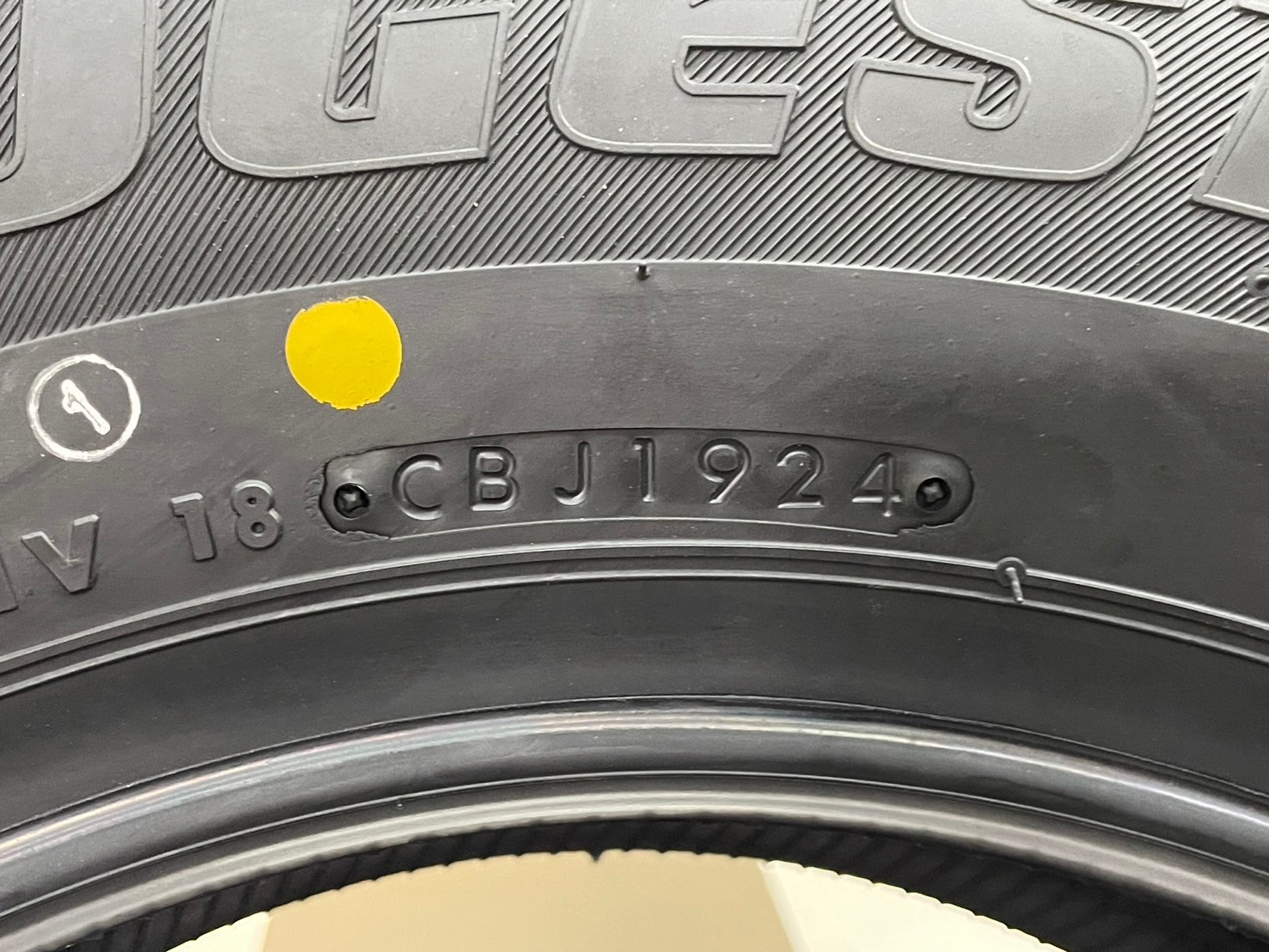 ยางใหม่ Bridgestone Duravis R611 215/70R15 ยางใหม่ปี2024