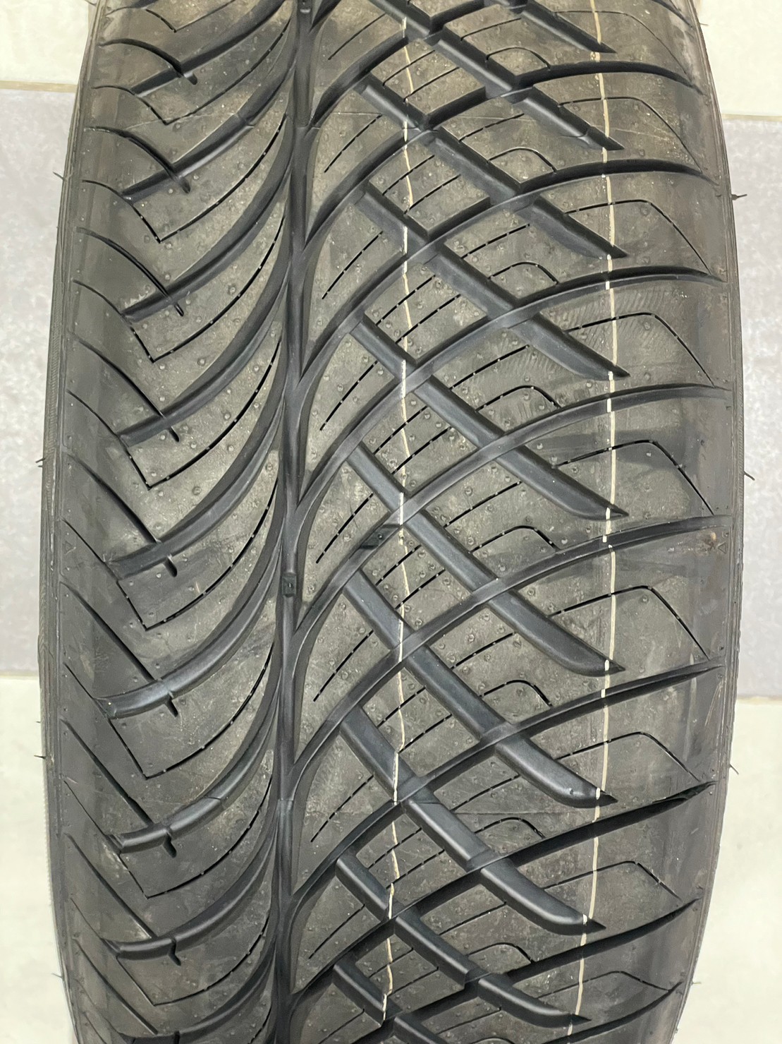 KINTO V36 225/50R15 ยางใหม่ปี2023