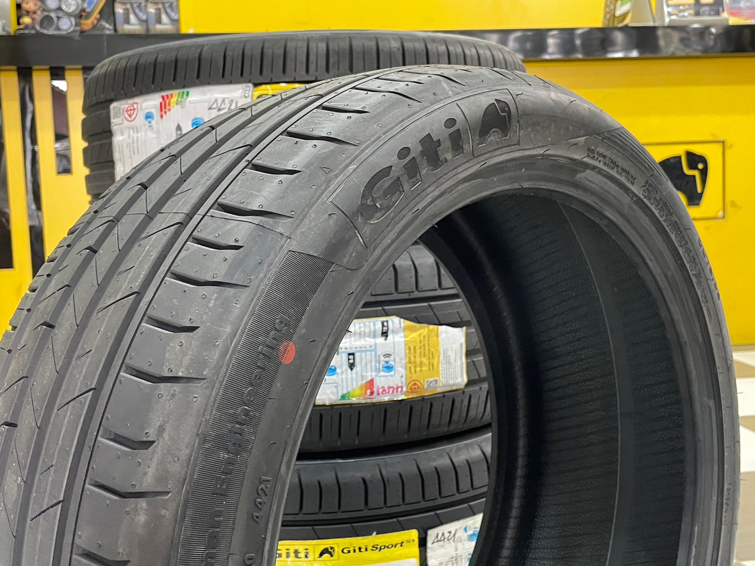 GITI SPORT S1 245/40R19 ยางใหม่ปี2021