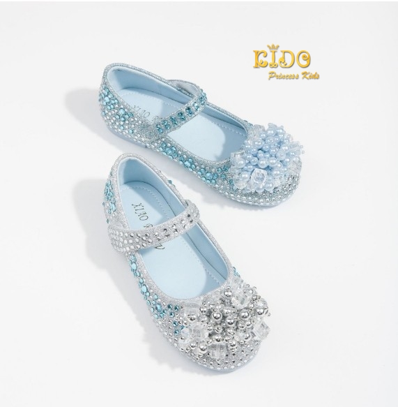 รองเท้าเด็ก **มีหน้าร้านอยู่รัชดา ลองได้ เปลี่ยนได้ **H038สีฟ้า เพชรระยิบระยับ ประดับช่อมุกสี สวยเจ้าหญิงมาก