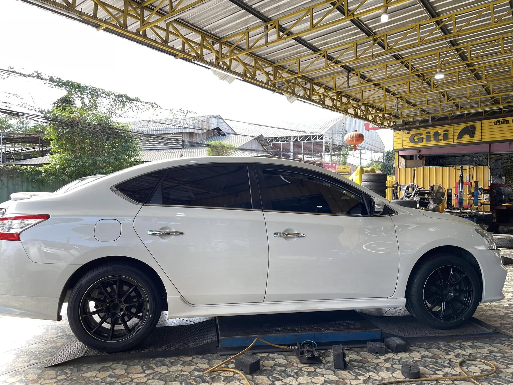 #NISSAN_SYLPHY🛞 #GITI_CONTROL P10 225/50R17 #ผ้าเบรกCompact🛞🛠