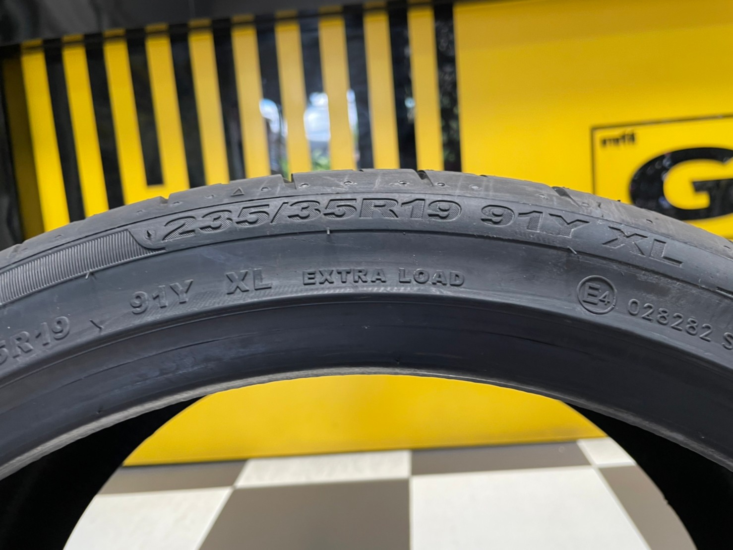 235/35R19 Giti SportS1 ยางสปอร์ตคุณภาพดี นุ่มเงียบ ยางใหม่ปีปลายปี21