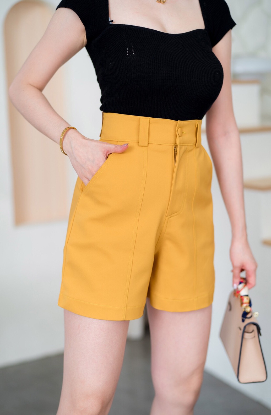 กางเกงขาสั้น เอวสูง รุ่น มีนพิชชา กระดุมหน้า งานซิปหน้า ผ้าดับเบิ้ล