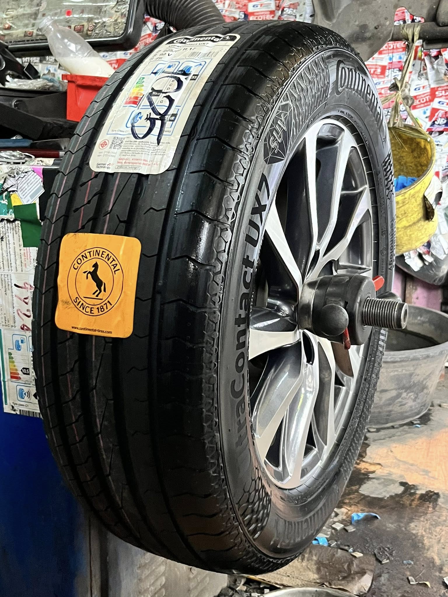 TOYOTA #ALPHARD🚘เปลี่ยนยาง 🛞🐘#CONTINENTAL #ULTRACONTACT #UX7 225/60R17