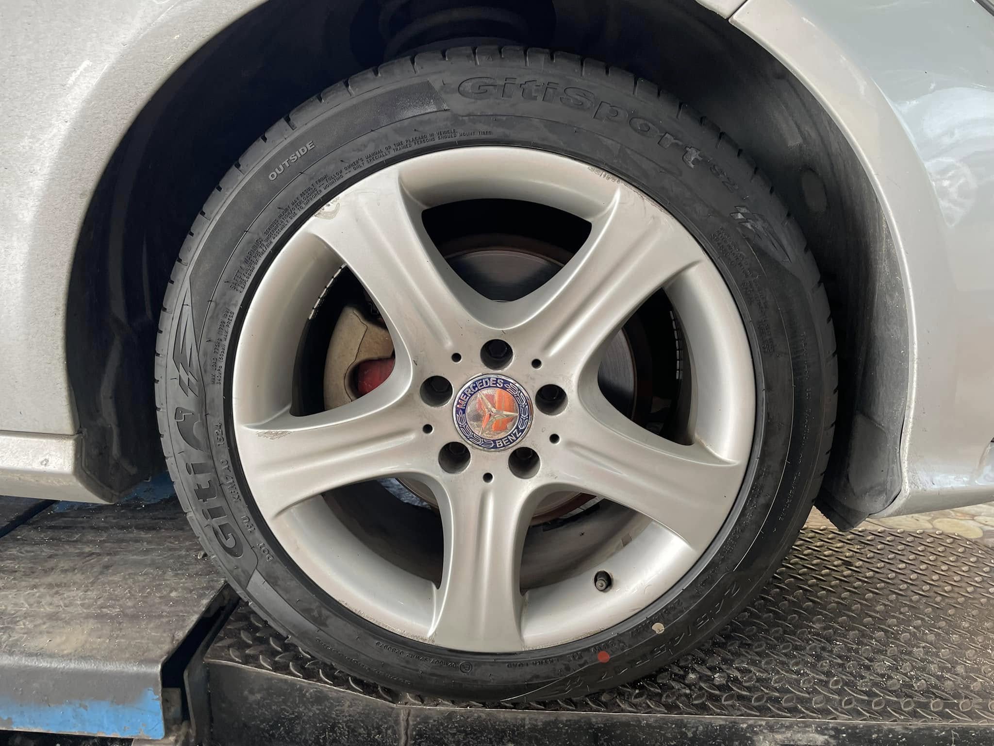 ❤️ #BENZ_E200 #เปลี่ยนยาง 🛞#ยางจีที #ยางสปอร์ตสมรรถนะการขับขี่สูง 🛞 🛞#Giti_SportS2_245/45R17