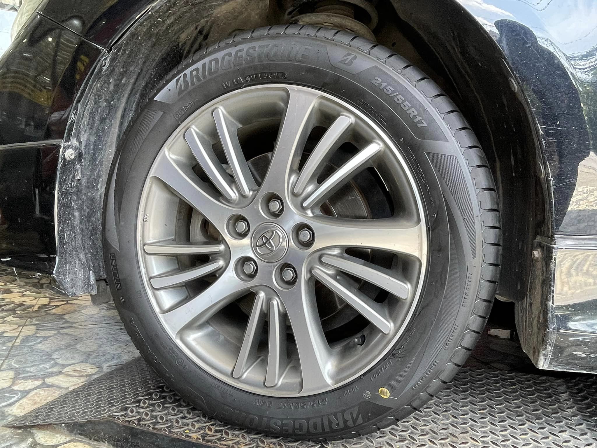 🚘 #TOYOTA_CAMRY เปลี่ยนยาง #BRIDGESTONE_TURANZA6 #215/55R17