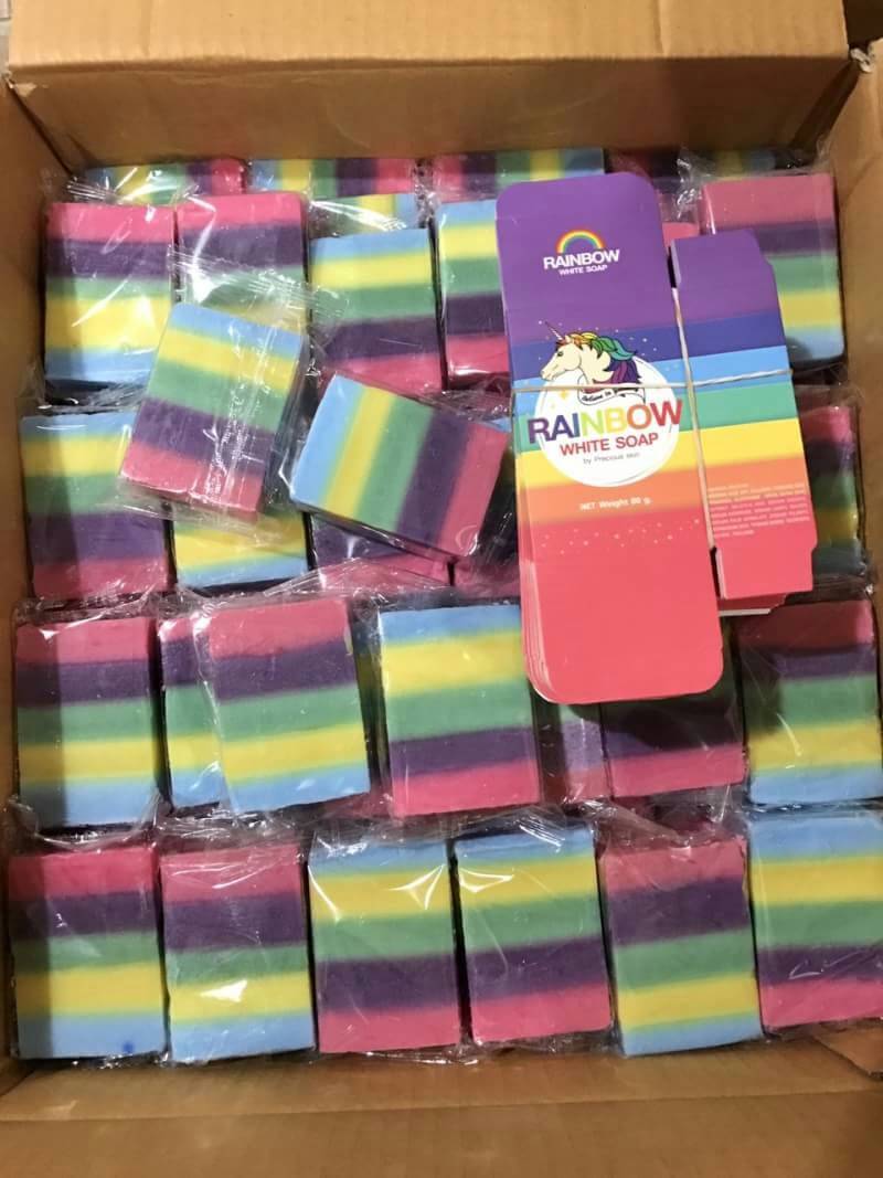 Rainbow white soap สบู่เรนโบว์ ฟอกผิวขาวใส