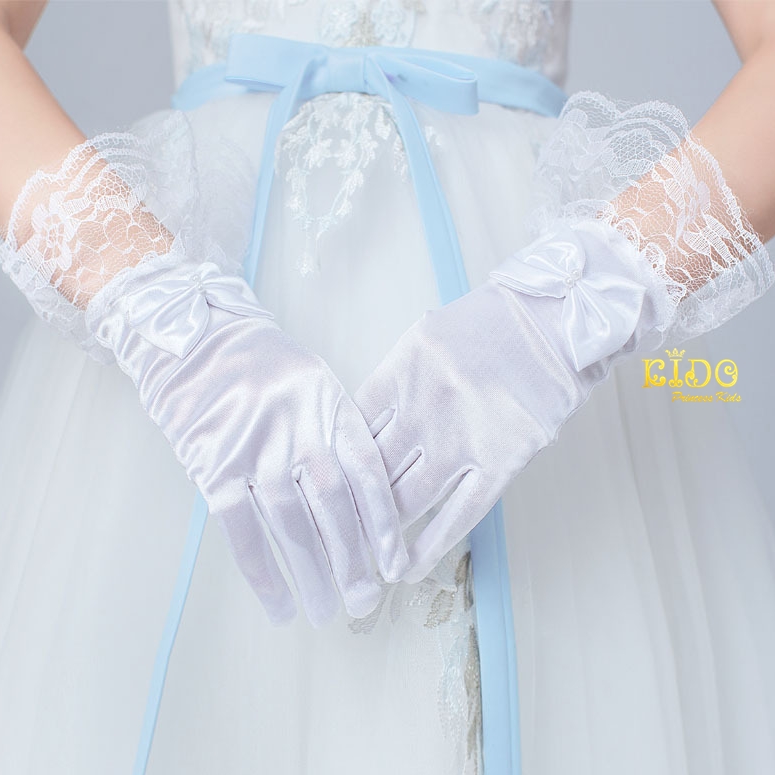 ถุงมือเด็ก(มีหน้าร้านอยู่รัชดา)GS018 สีขาว ตกแต่งข้อมือด้วยลูกไม้