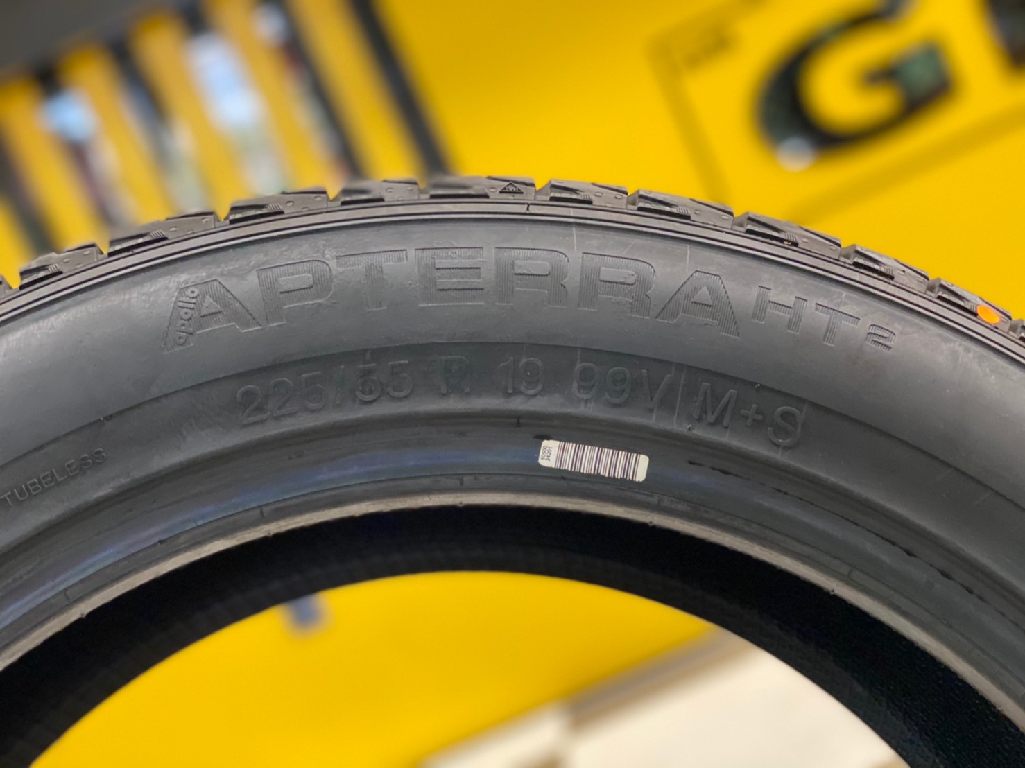 ยางใหม่ ApolloApterra HT2 225/55R19 ยางใหม่ปี2021