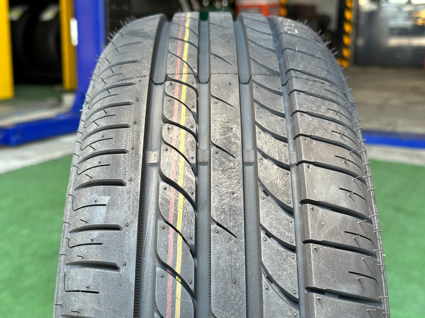 OTANI EK1000 185/55R15 ยางใหม่ปี2023 ราคาพิเศษพร้อมติดตั้งฟรี สามารถสอบถามเพิ่มเติมได้ค่ะ