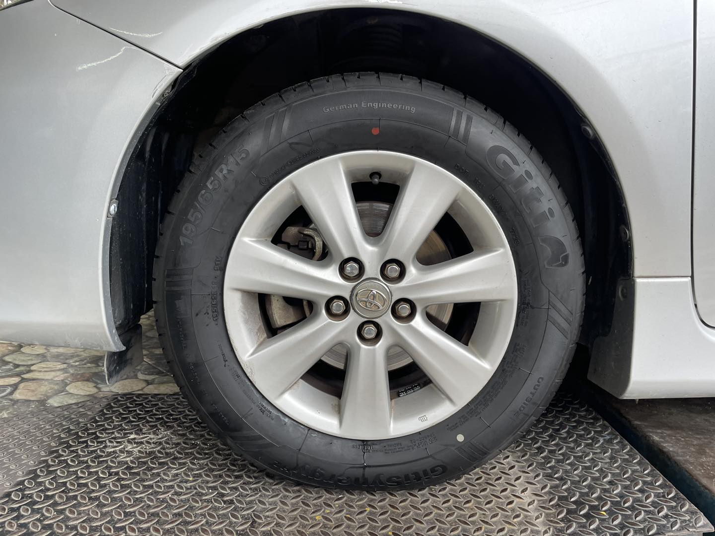 TOYOTA_ALTIS #GITI_SYNERGY_H2 195/65R15
