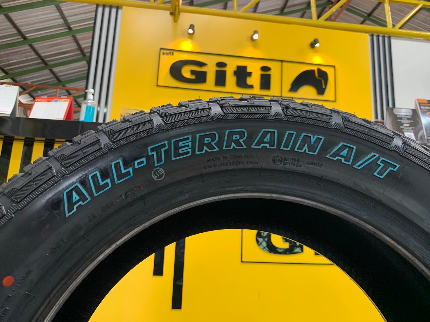ยางโอตานิ OTANI SA3000 275/55R20 ยางใหม่ปี2021 ราคาพิเศษพร้อมติดตั้งฟรี สามารถสอบถามเพิ่มเติมได้ค่ะ