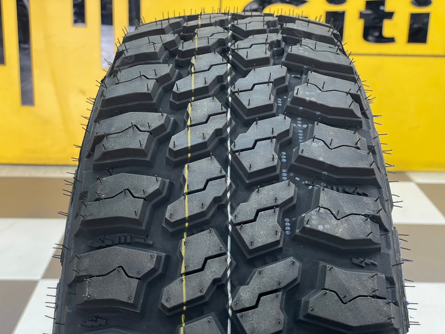 ยางใหม่ 245/75R16 Deestone Power Cruz รุ่น MUD TERRAIN - MT431 (แก้มขาว) ยางใหม่ปี2024