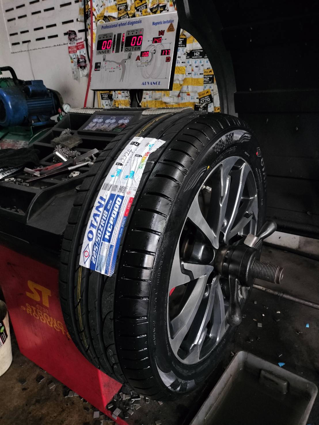 🚘#TOYOTA_CROSS เปลี่ยนยาง 🛞 #OTANI_KC2000_225/50R18