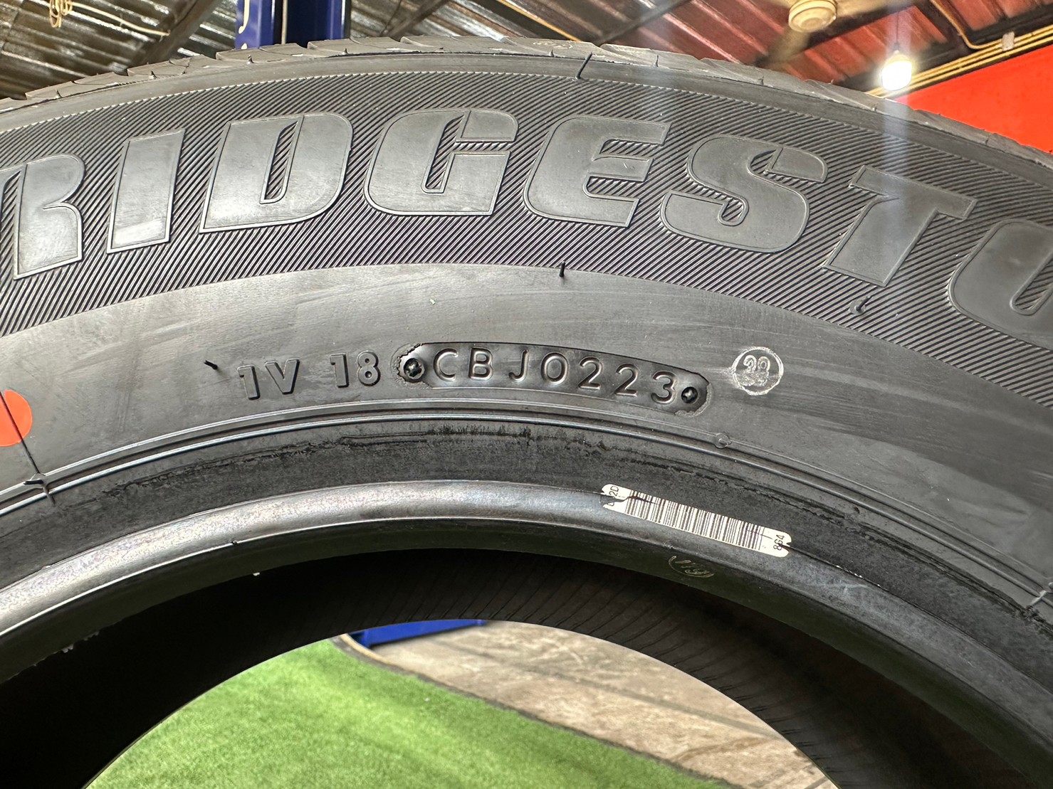 ยางใหม่ Bridgestone Duravis R611 215/70R15 ยางใหม่ปี2023