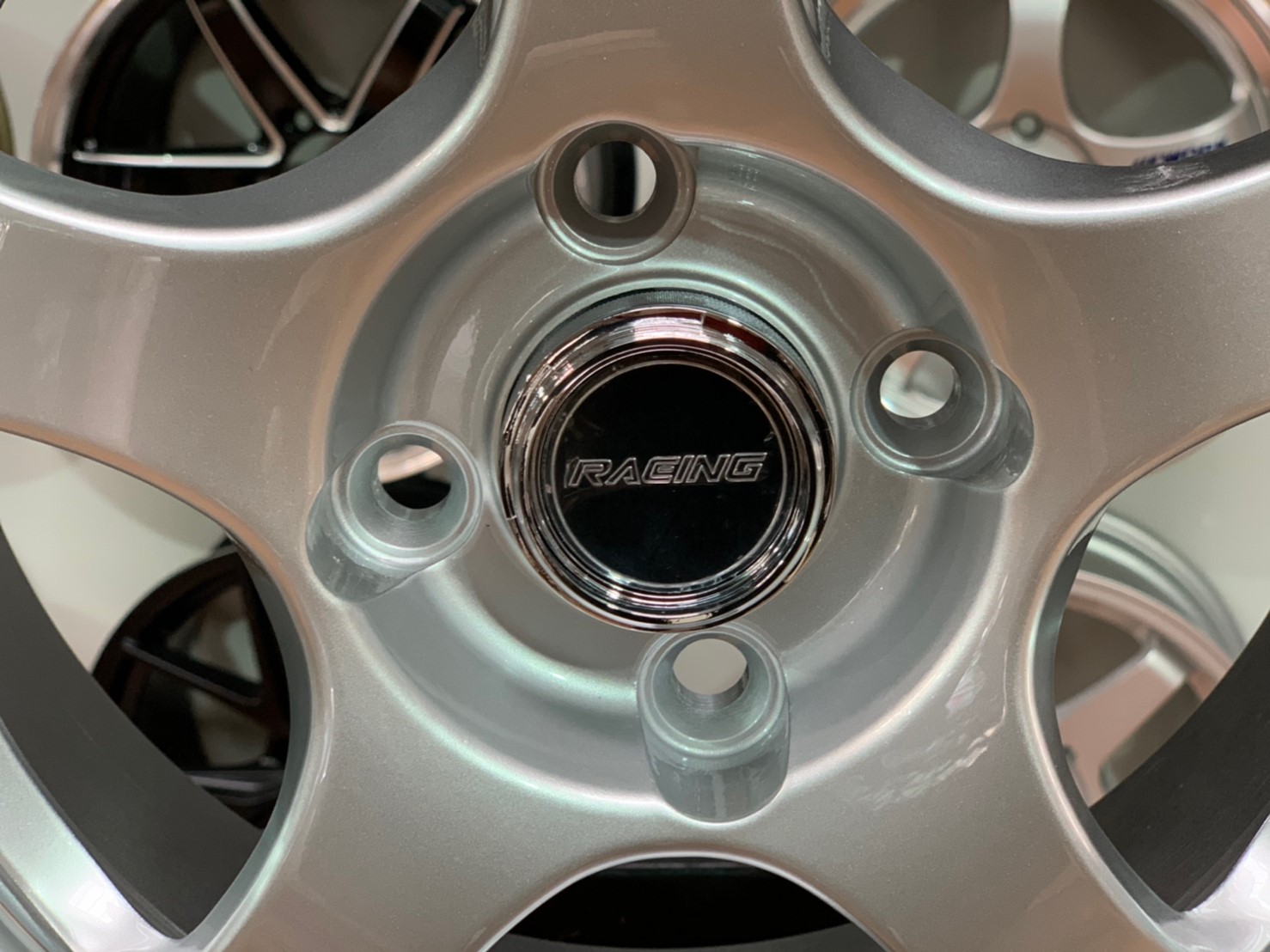 ล้อแม็กใหม่ S1R ขอบ15 4รู100 กว้าง7 ออฟ35 สีบรอนซ์ขอบเงา