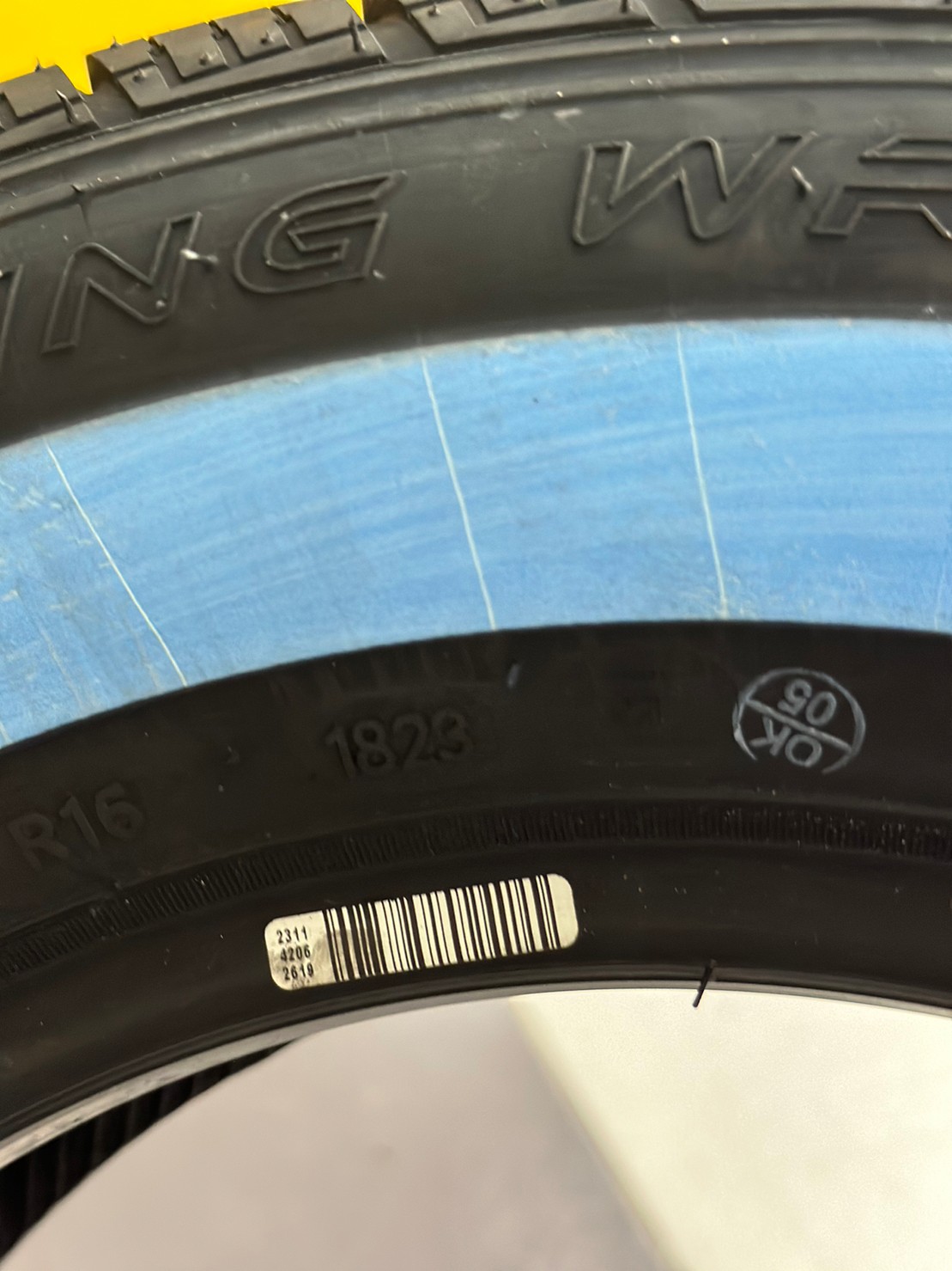 ยางขอบขาวขอบ13 ยางใหม่ SAILUN ATREZZO TOURING 175/70R13 ยางใหม่ปี2023