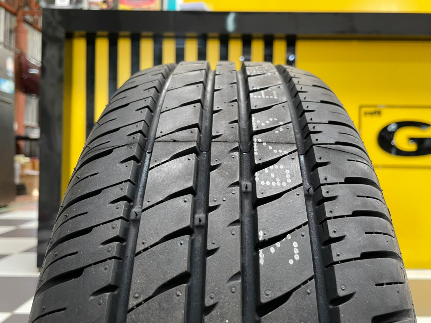 ยางใหม่ GITI ComfortT20 185/65R14 ยางใหม่ปี2022 ราคาโปรโมชั่นพิเศษ พร้อมติดตั้งฟรี