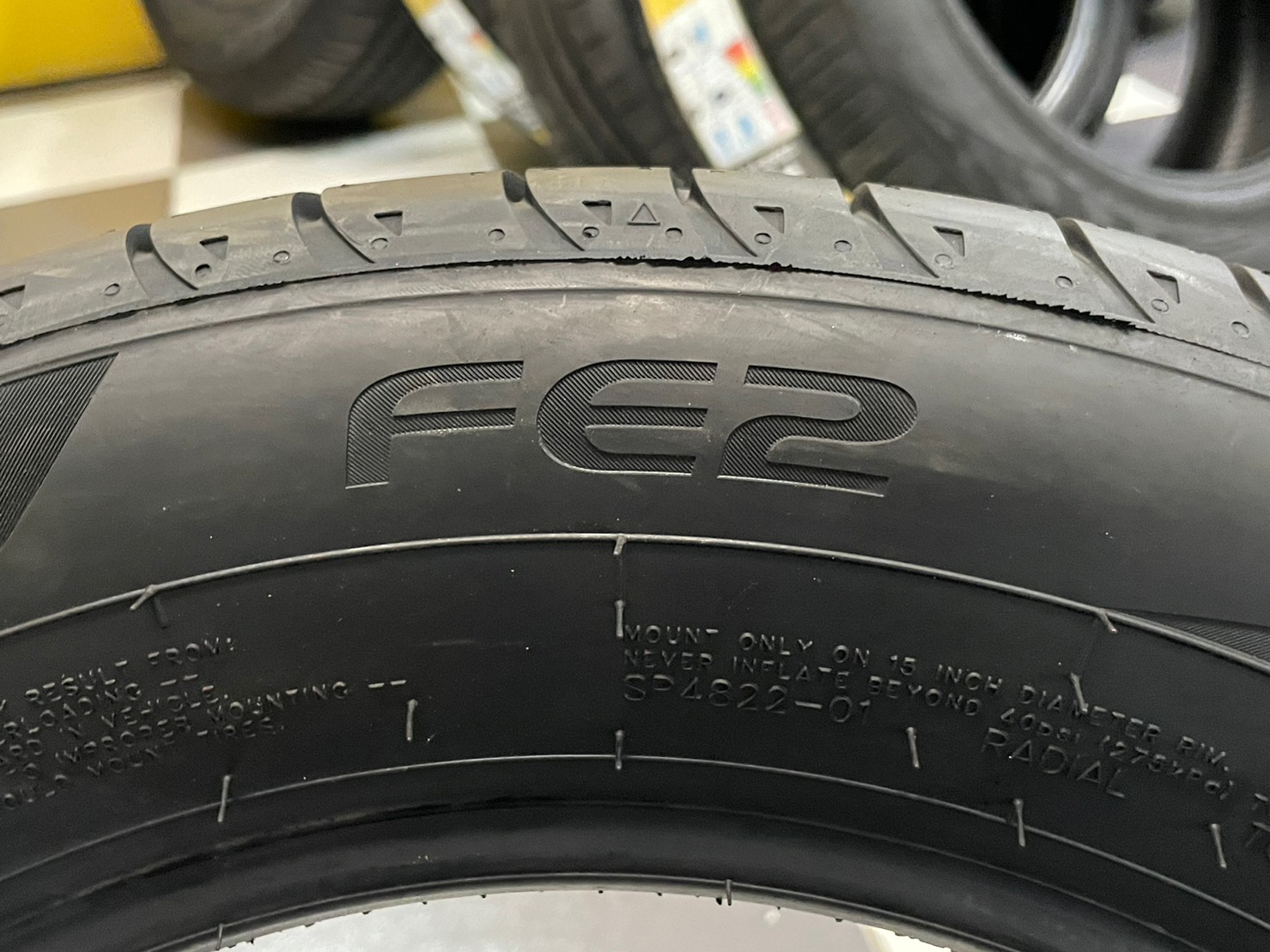 ยางใหม่GT_Radail FE2ขนาดยาง 195/60R15 ยางใหม่ปี2023