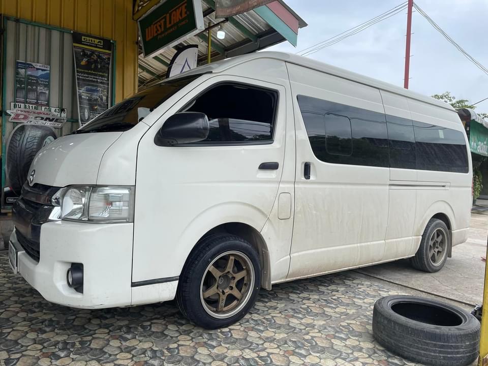 เปลี่ยนยาง TOYOTA_COMMUTER #OTANI #KC2000 215/55R17🔥 🔥🔥