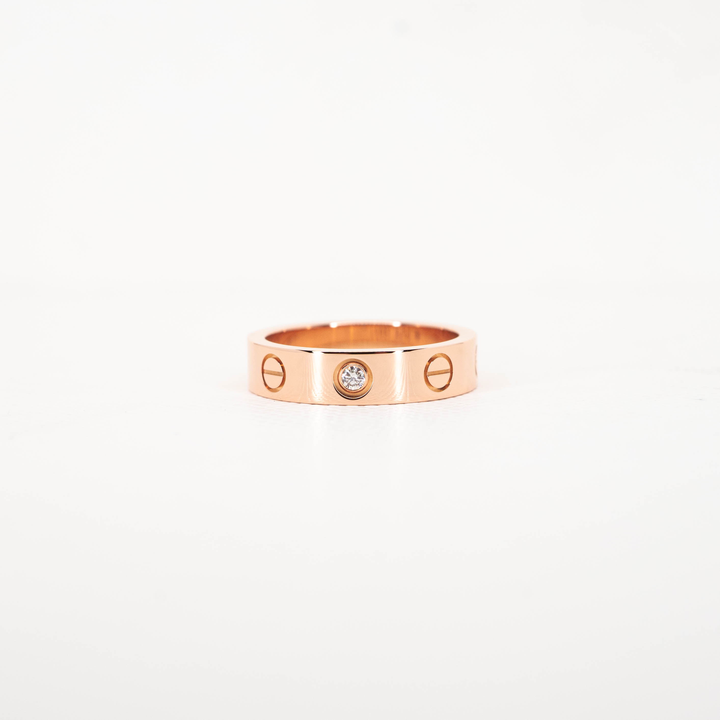 แหวน Cartier Love band 1Diamond ทองชมพู18K ไซส์ 46# (Used)