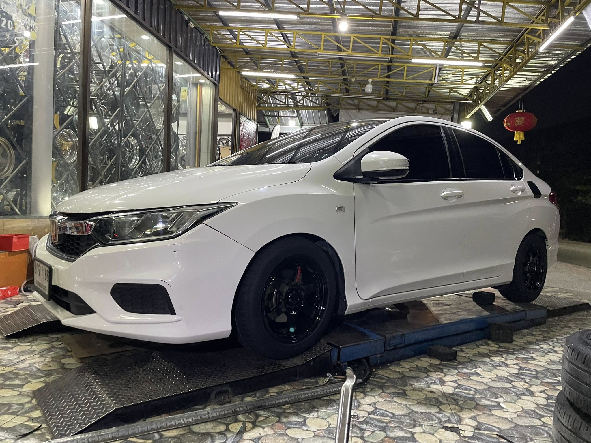 #HONDA_CITY🚘❤️💫 🛞🐘#KUMHO_PS31_195/55R15 ❤️ 🛞 #ล้อTE37 15X7 ET35 4X100 ดำหยอดแดง