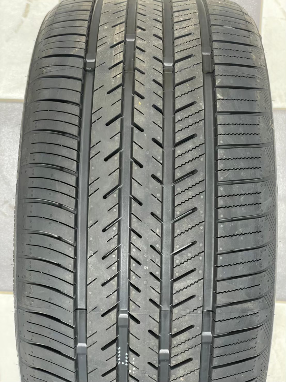 ATLAS FORCE UHP 255/35R19 ยางใหม่ปี 2022
