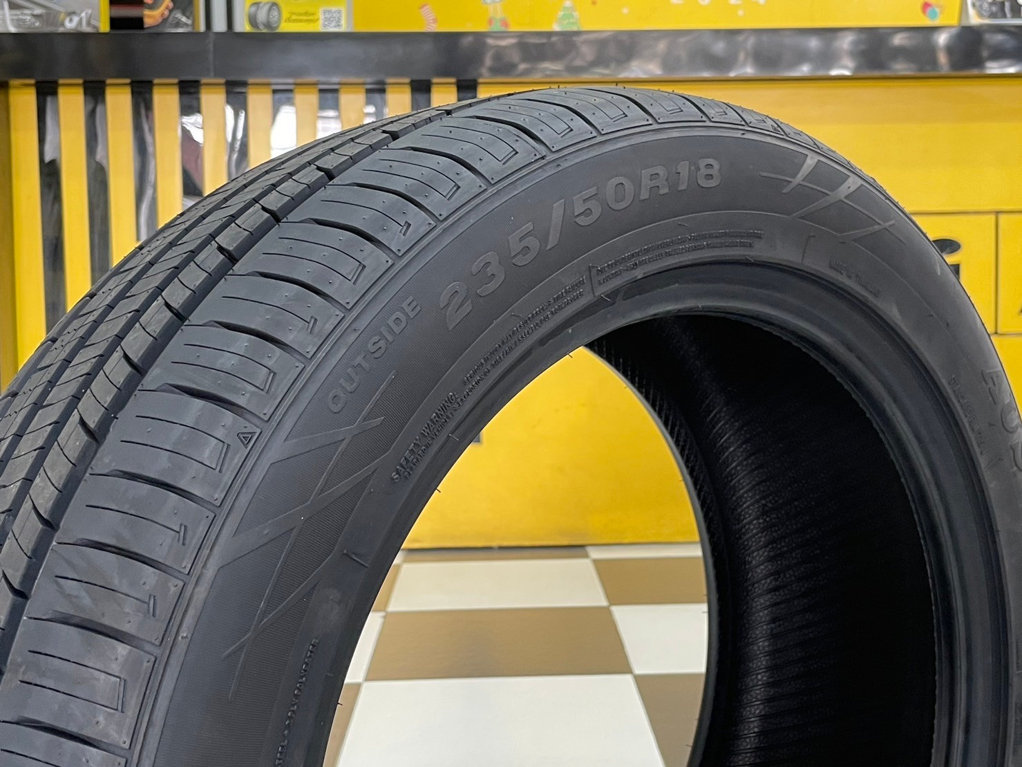 ยางใหม่ AUSTONE SP602 235/50R18 ยางผลิตไทย คุ้มค่ารับประกันบาดบวมเบียดตำ180วันเคลมฟรี ยางใหม่ปี2024